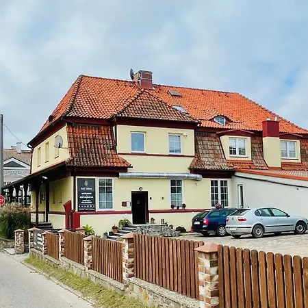Gościniec Król Sielaw w CENTRUM Mikołajek z restauracją regionalną Mikołajki